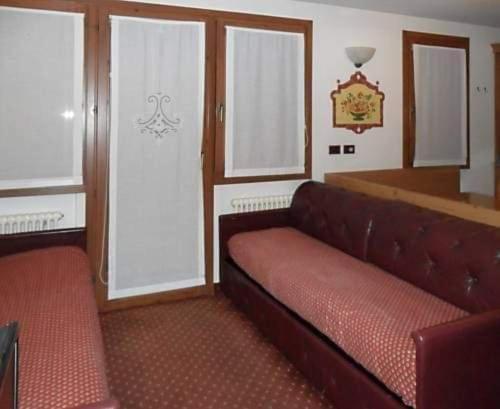 Residence Orsa Maggiore Madonna Buitenkant foto