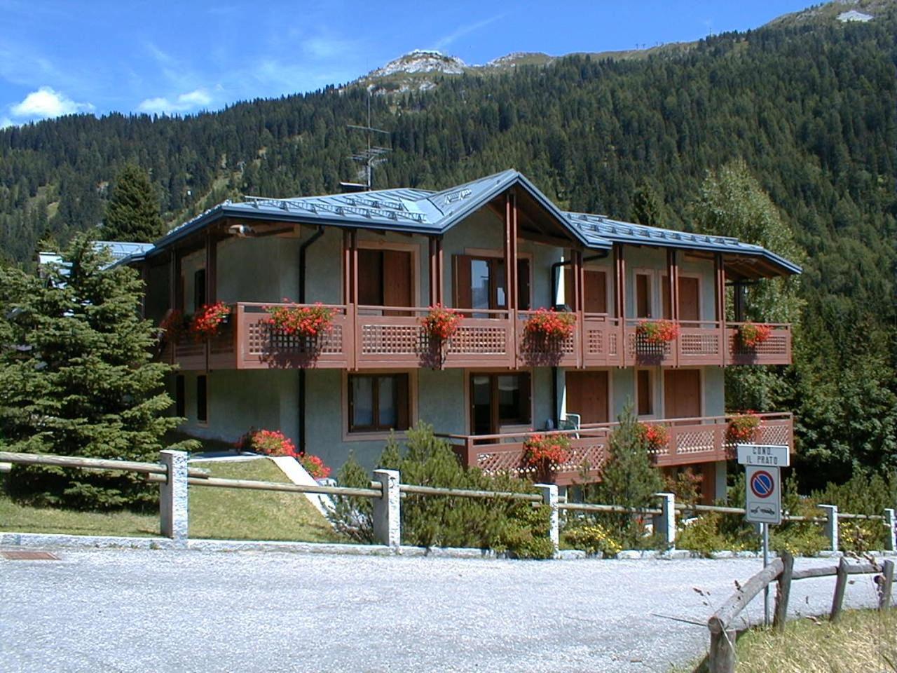 Residence Orsa Maggiore Madonna Buitenkant foto