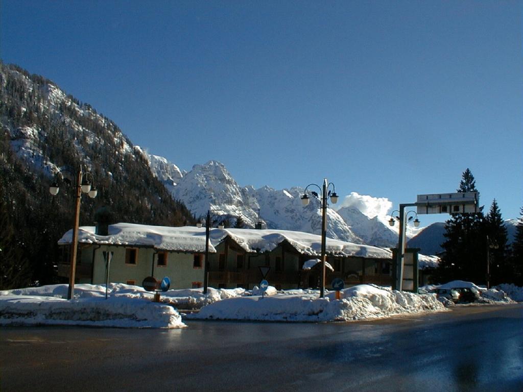 Residence Orsa Maggiore Madonna Buitenkant foto